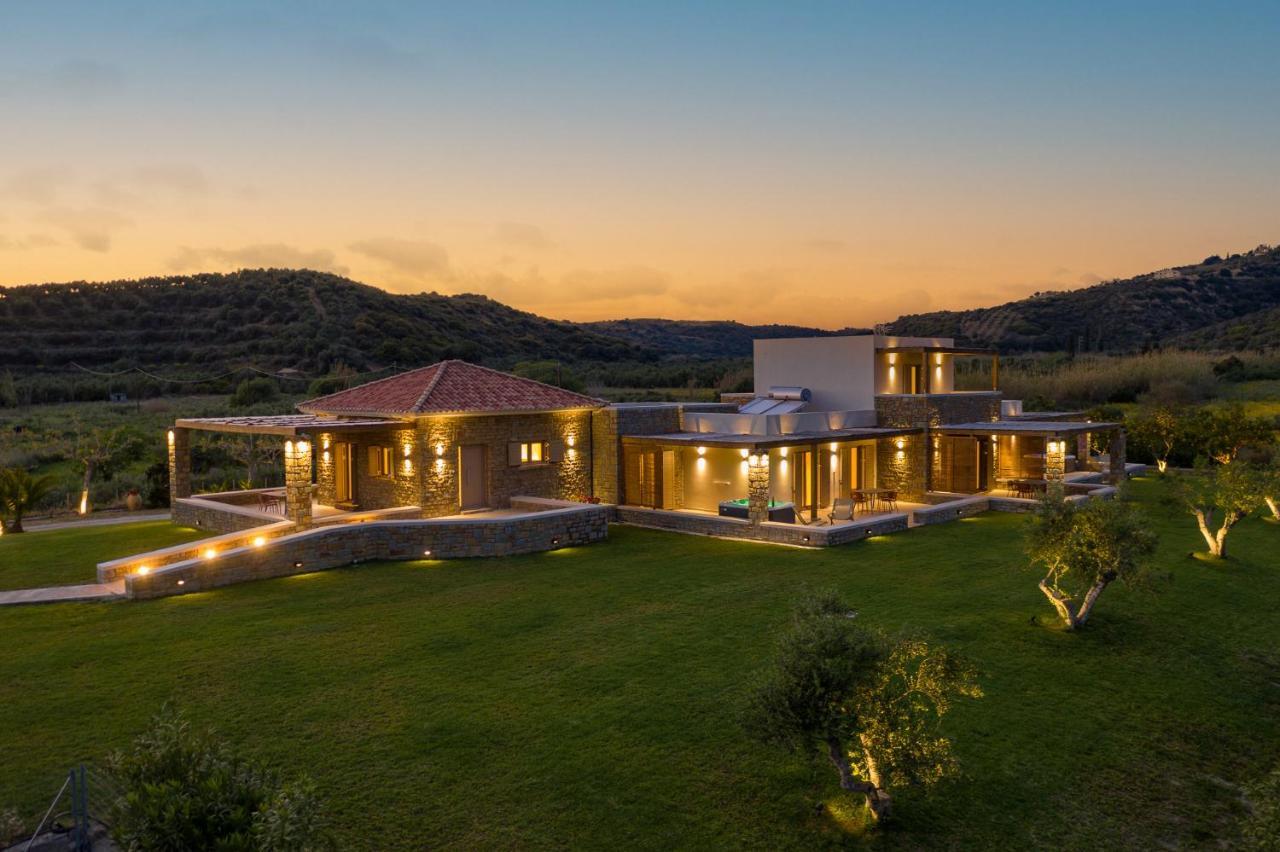 Quinta Essentia Suites Foiníki Buitenkant foto