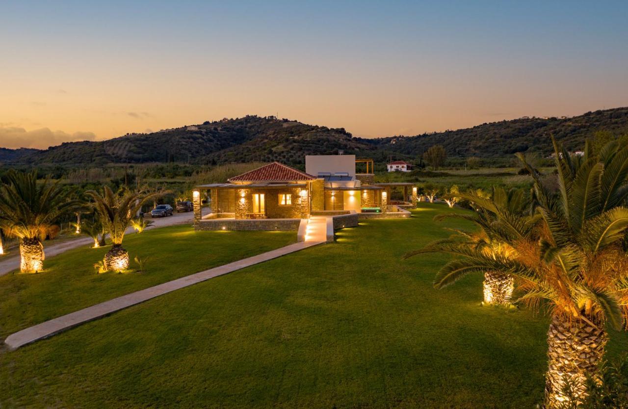 Quinta Essentia Suites Foiníki Buitenkant foto