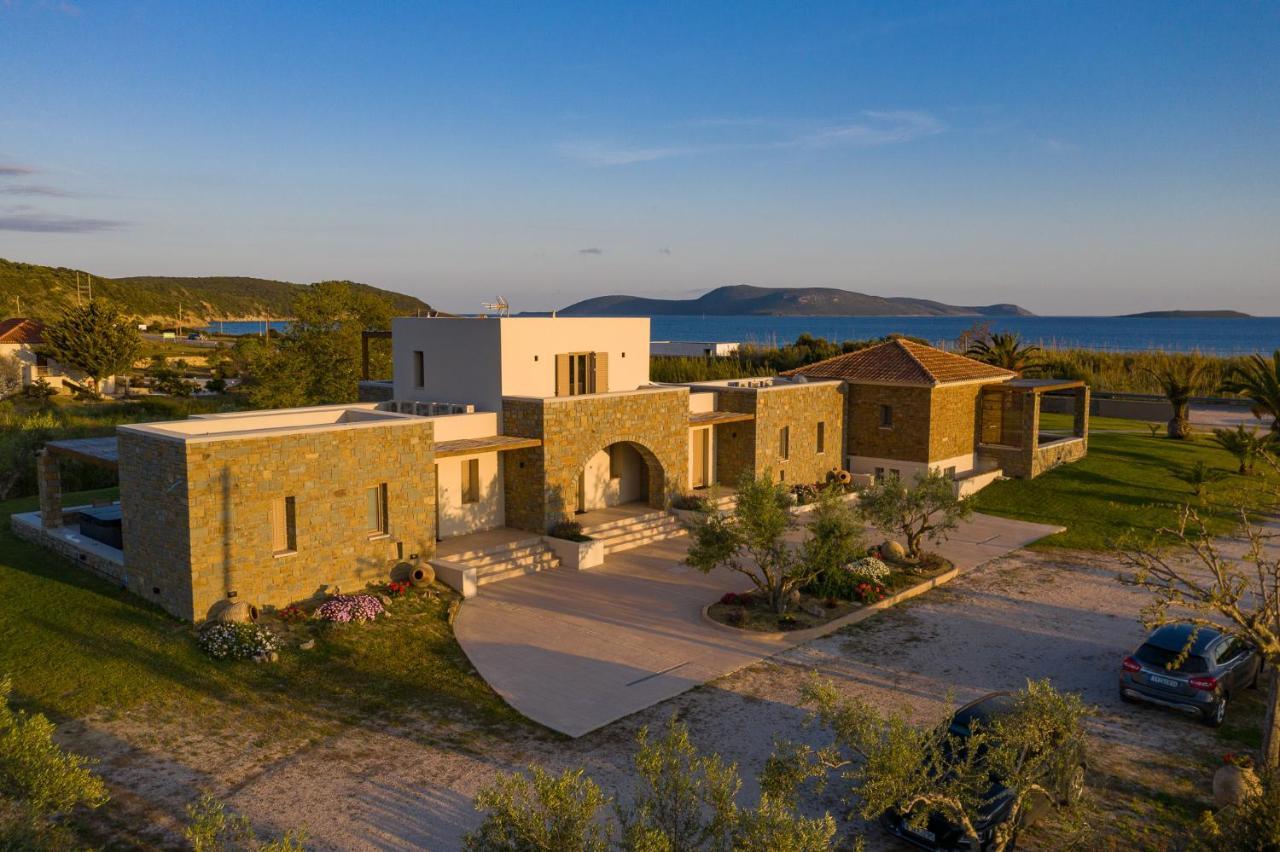 Quinta Essentia Suites Foiníki Buitenkant foto
