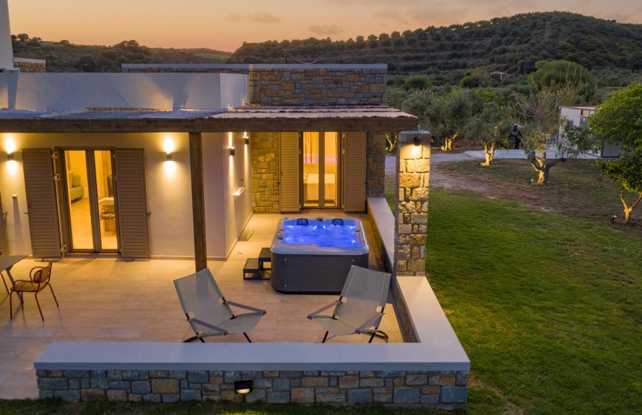 Quinta Essentia Suites Foiníki Buitenkant foto