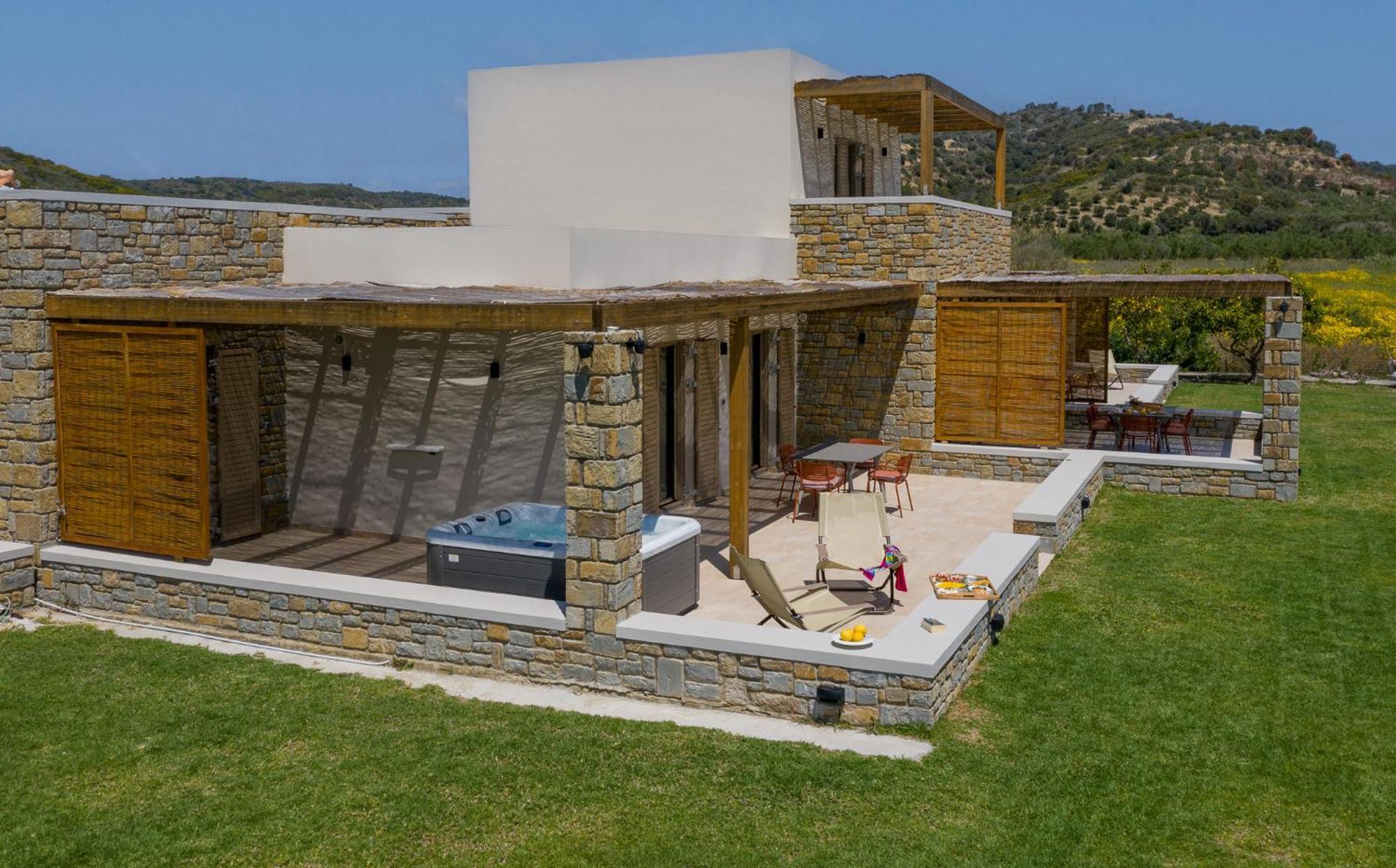 Quinta Essentia Suites Foiníki Buitenkant foto