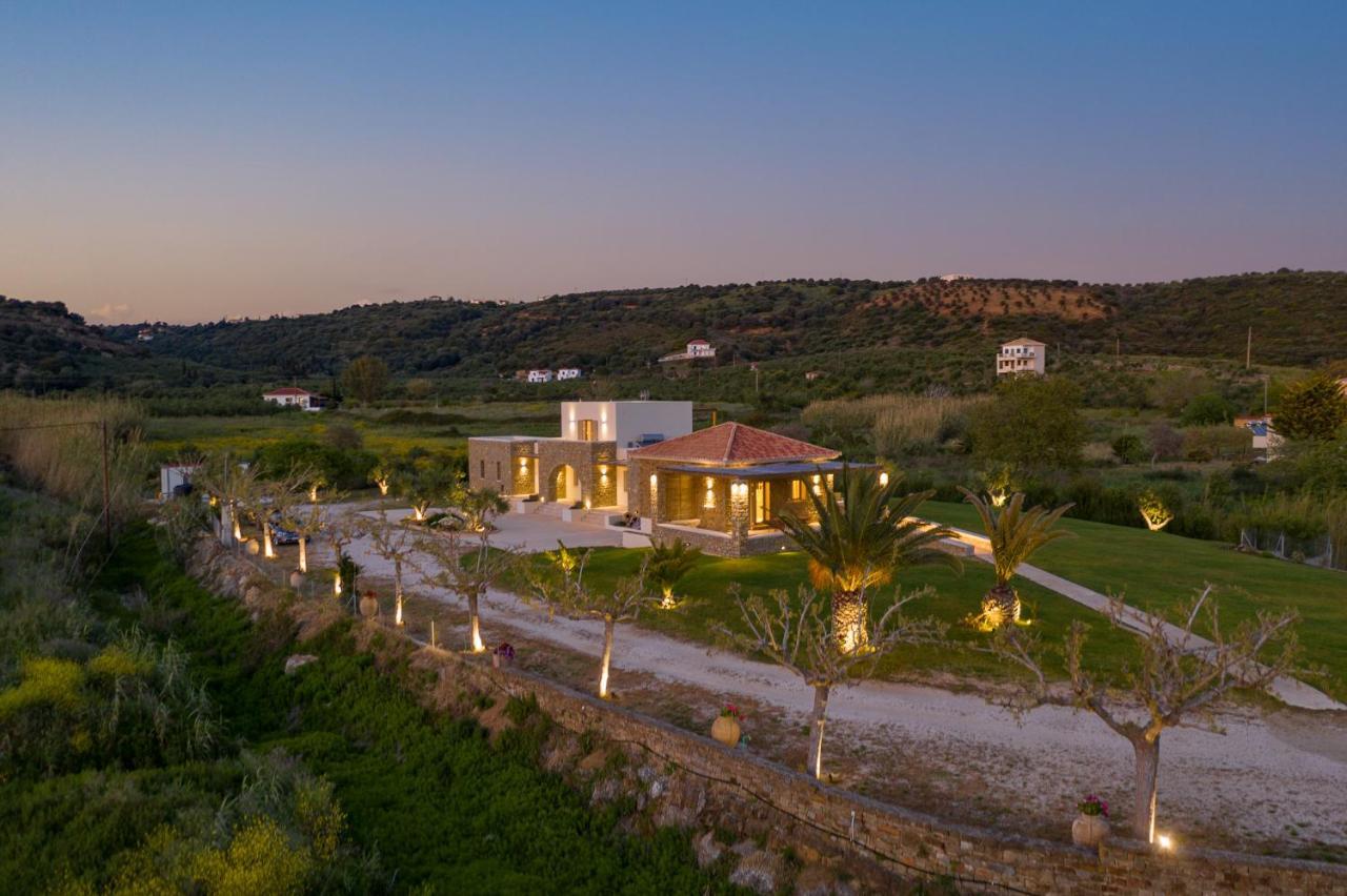 Quinta Essentia Suites Foiníki Buitenkant foto