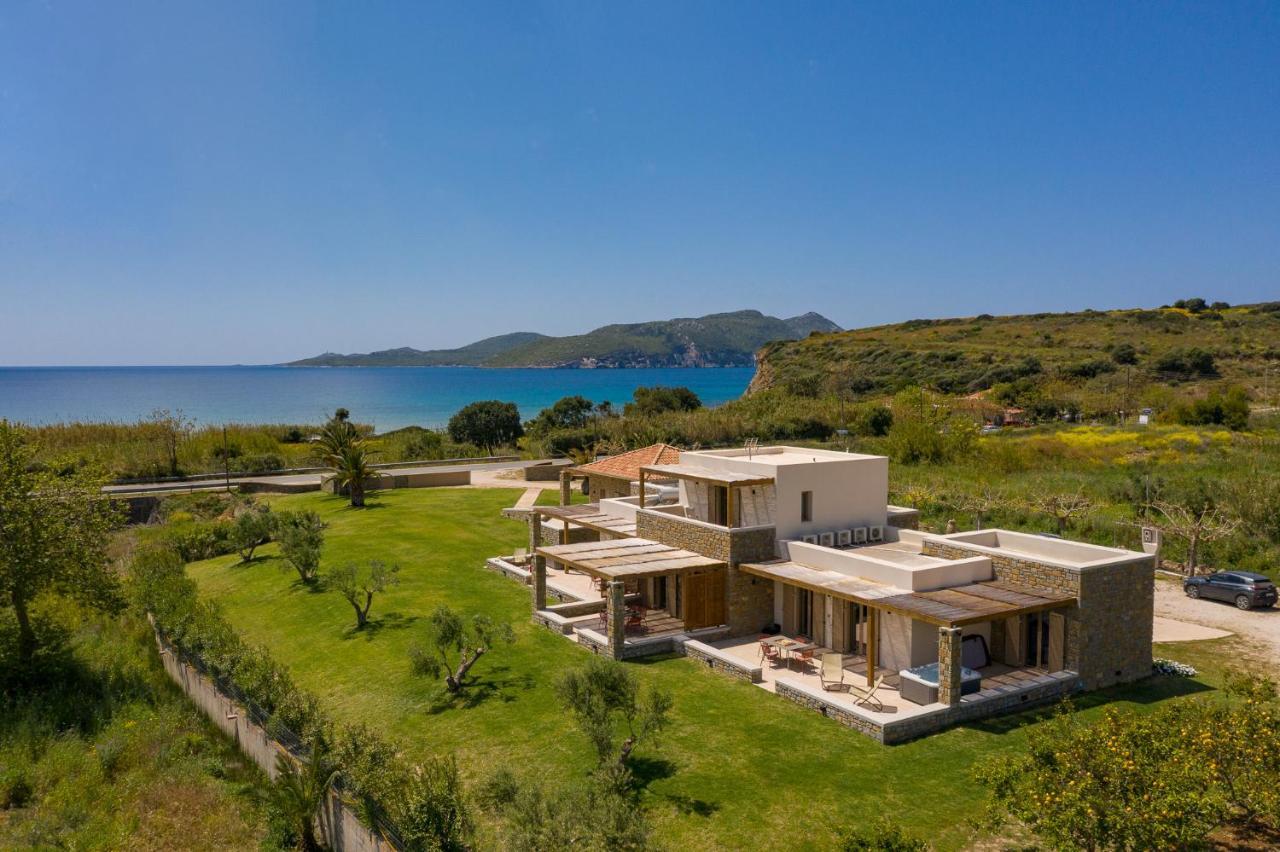 Quinta Essentia Suites Foiníki Buitenkant foto